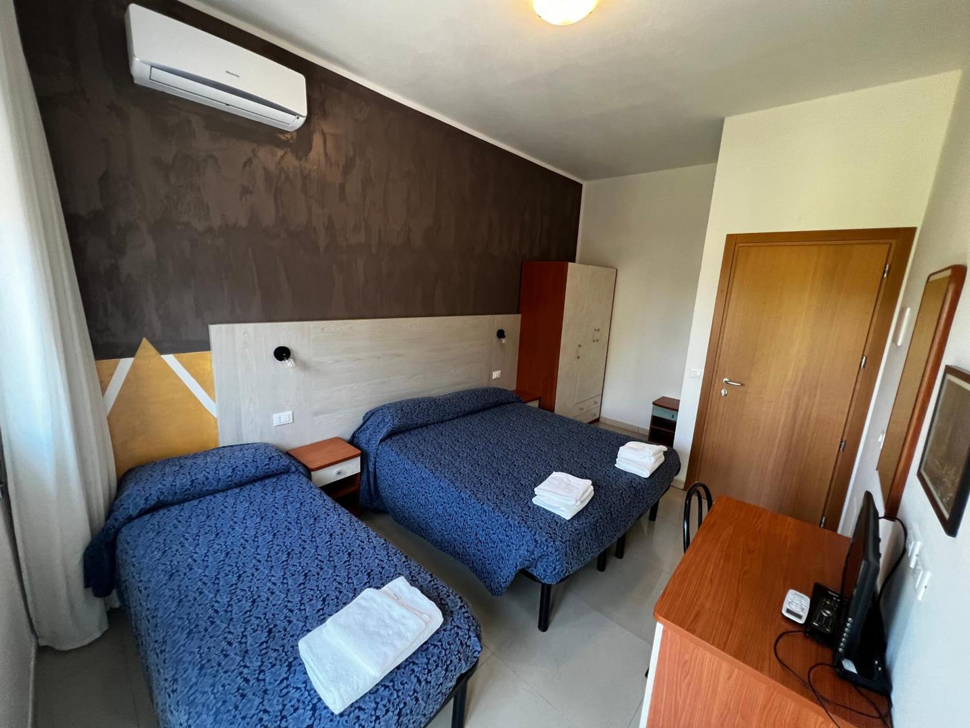Club Vacanze In Cervia Bagian luar foto