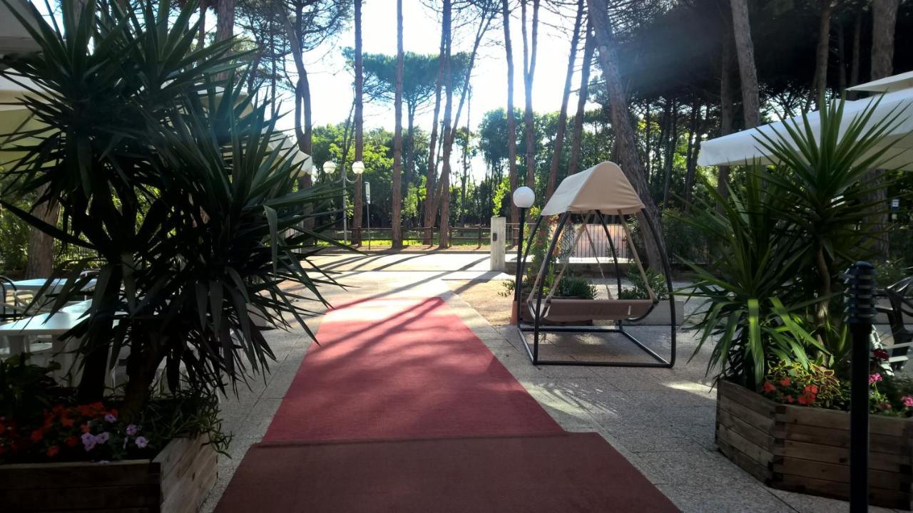 Club Vacanze In Cervia Bagian luar foto